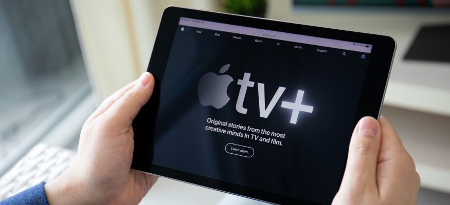 hundehvalp Pacific mammal Apple TV+ Review 2023: Is It Worth $7 a Month?